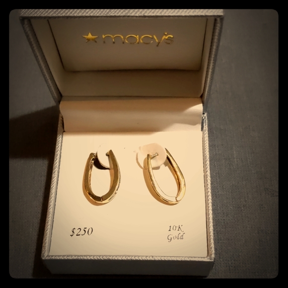 Gold loop earrings - Picture 1 of 1